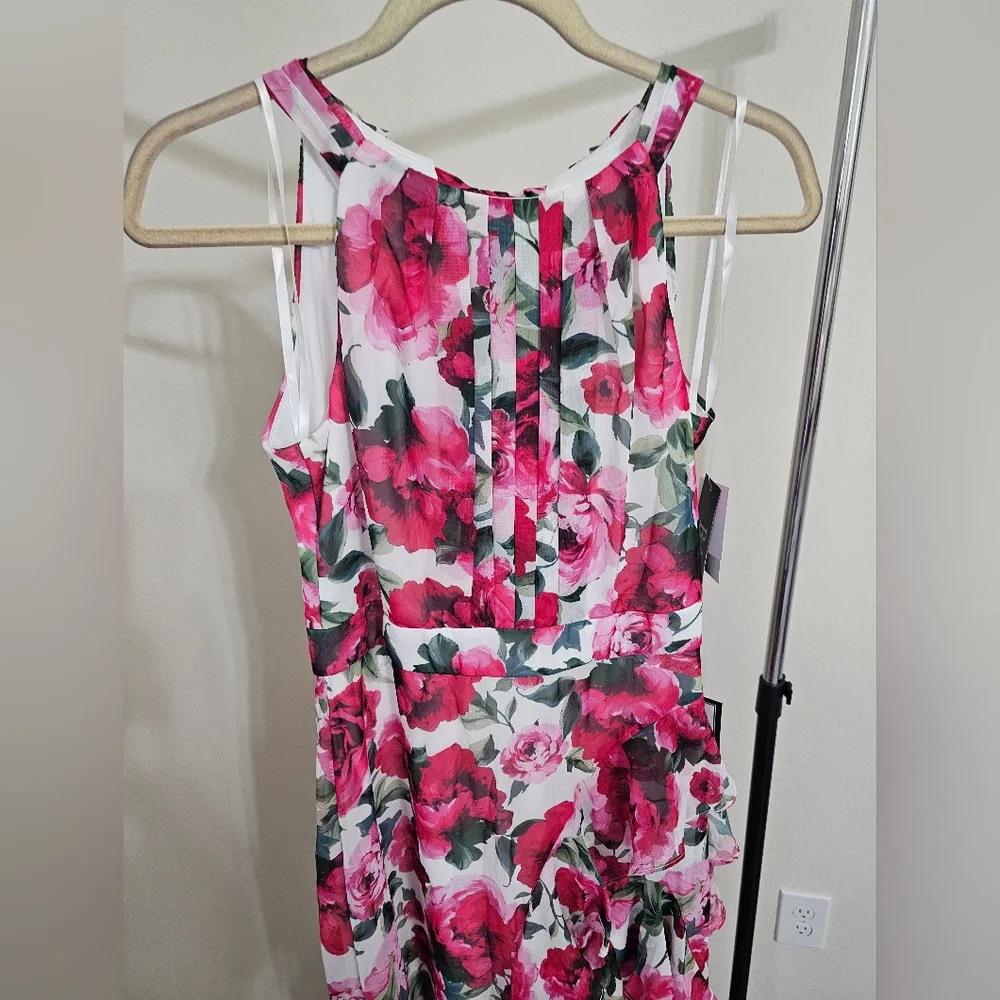 Betsy & Adam Pink and Green Floral Halter Maxi Dress - Picture 6 of 10
